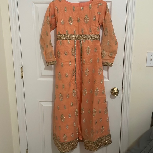 Asim jofa Embroidered dress. - Picture 3 of 3